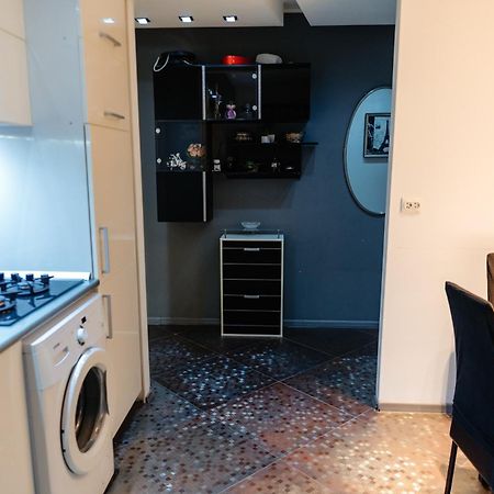 Glamour Ultracentral Craiova Ngoại thất bức ảnh
