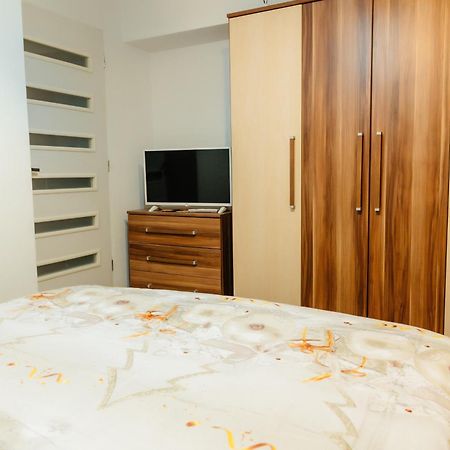 Glamour Ultracentral Craiova Ngoại thất bức ảnh